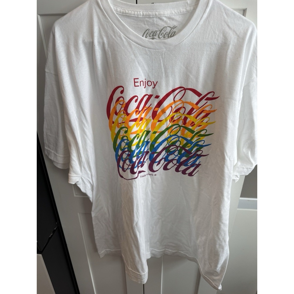 Coca Cola Pride Love T Shirt Coke Rainbow Limited Edition White 2019‎ XXL